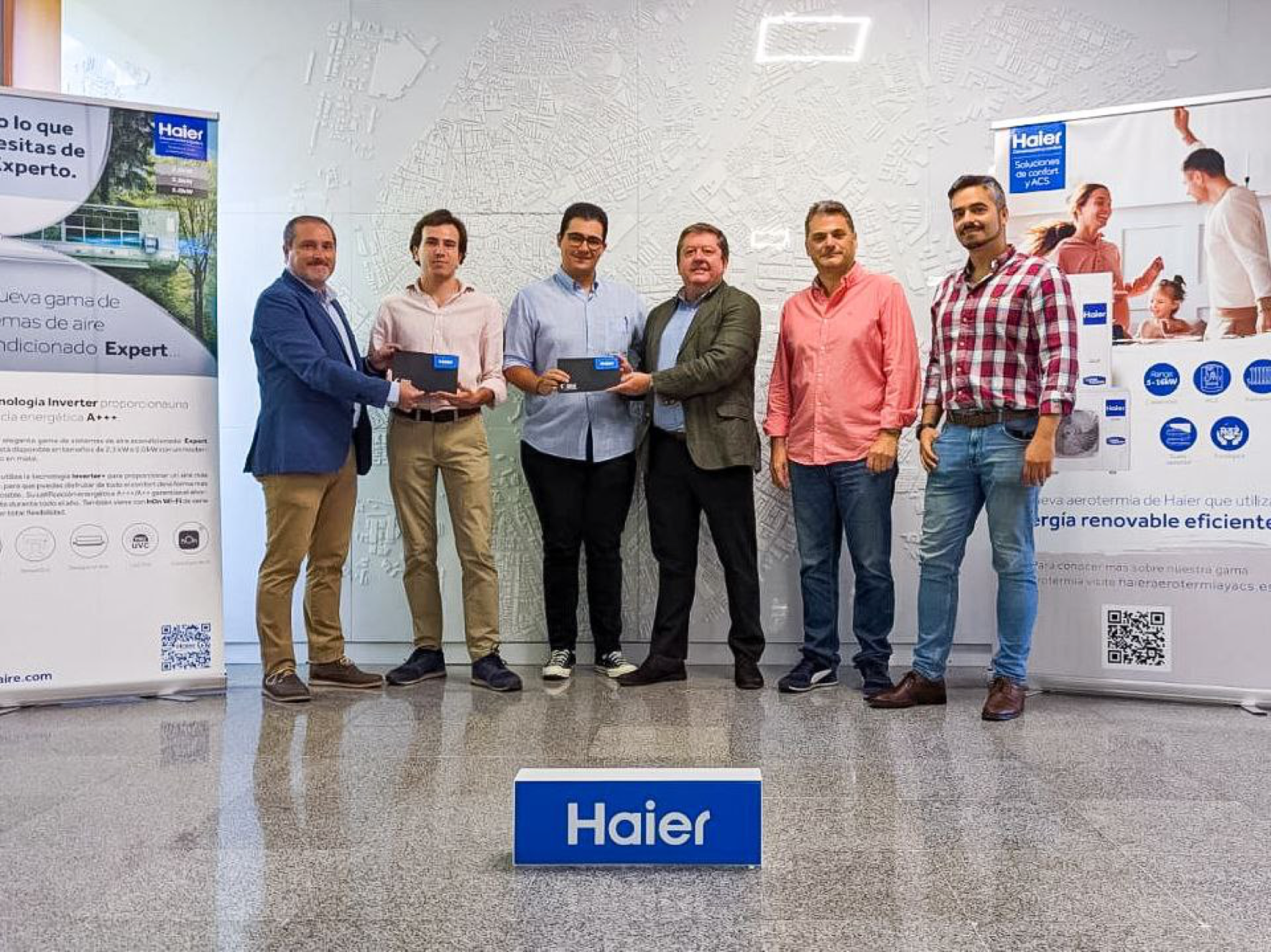 Haier and Soler & Palau stands at the International Workshop on Architecture.